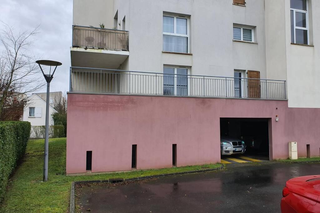 Val-de-Reuil Appartement Contemporain Renove A Neuf Avec Cuisine Equipe - Val De Reuil מראה חיצוני תמונה