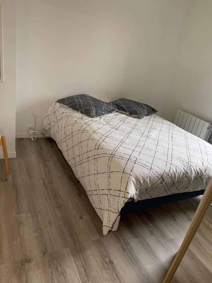 Val-de-Reuil Appartement Contemporain Renove A Neuf Avec Cuisine Equipe - Val De Reuil מראה חיצוני תמונה